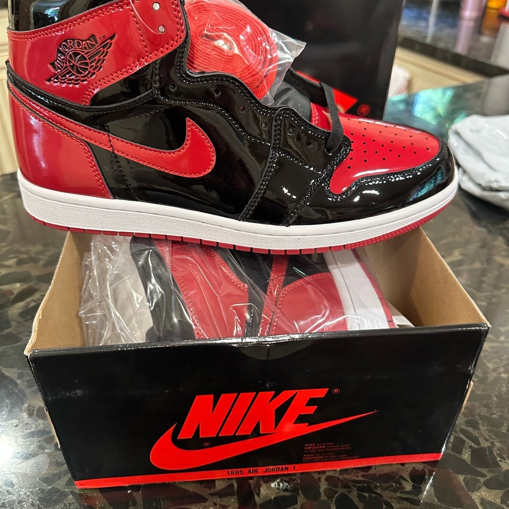 Nike Air Jordan 1 Black Red Patent Leather